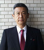 河村代表取締役社長の写真